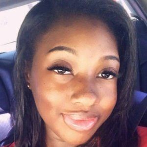 Meet your Posher, Joyce